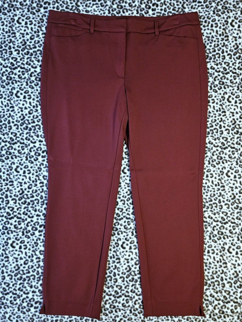 WHBM The Slim Ankle Pant in Dark Red (Burgundy, Maroon), Size 12R, GUC